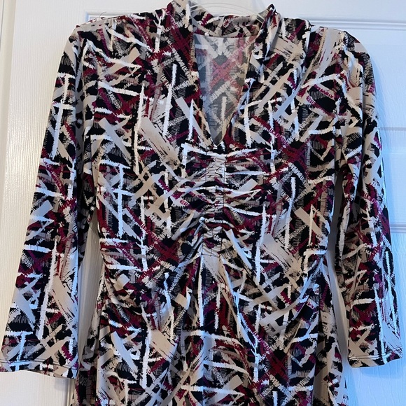 Multi- colored v neck top - Picture 3 of 6